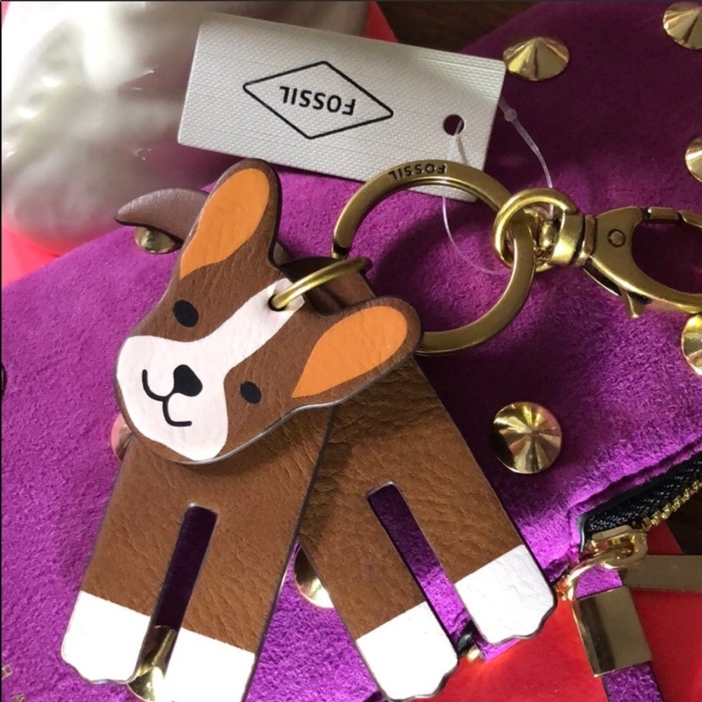 Fossil keychain key leather dog